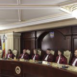 Nicușor Dan atacă guvernarea companiilor publice: CCR, sesizare pe cheltuieli