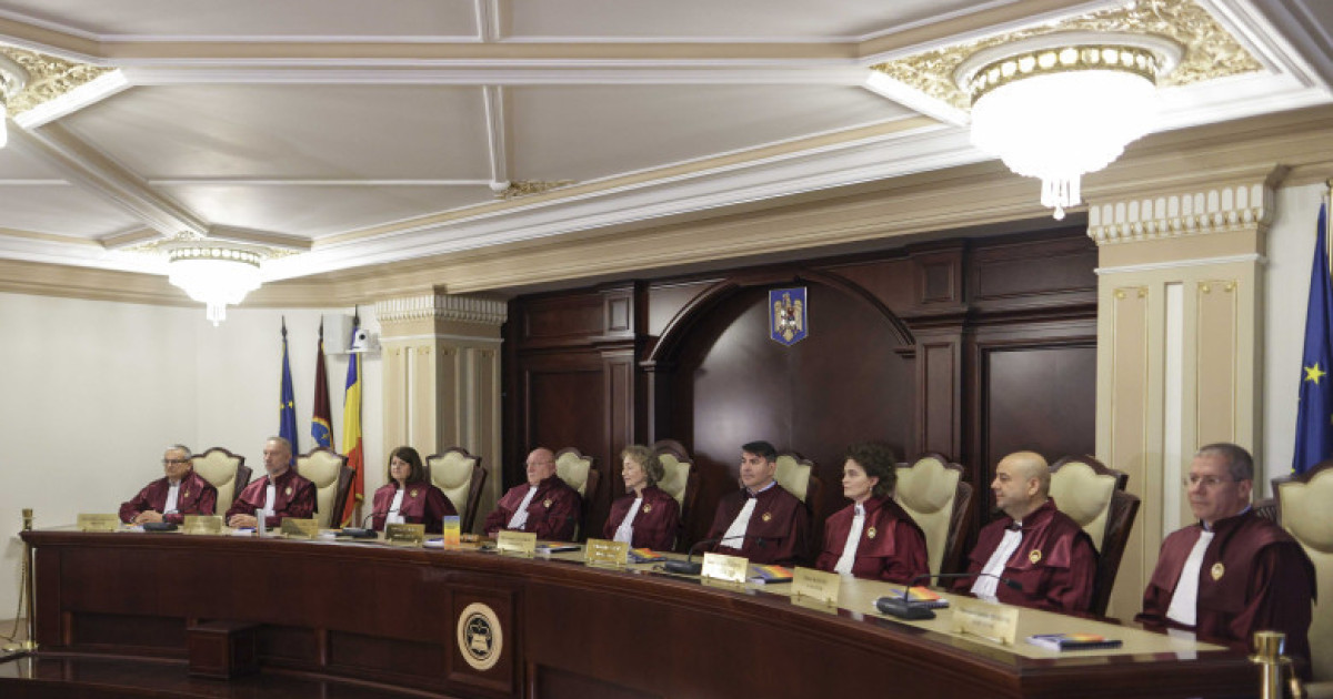 Nicușor Dan atacă guvernarea companiilor publice: CCR, sesizare pe cheltuieli