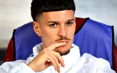 Dennis Man, sub lupa presei italiene după eșecul României în barajul pentru Cupa Mondială Atacantul român Dennis Man se află în atenția presei italiene, după ce echipa națională a României nu a reușit să se califice la Cupa Mondială