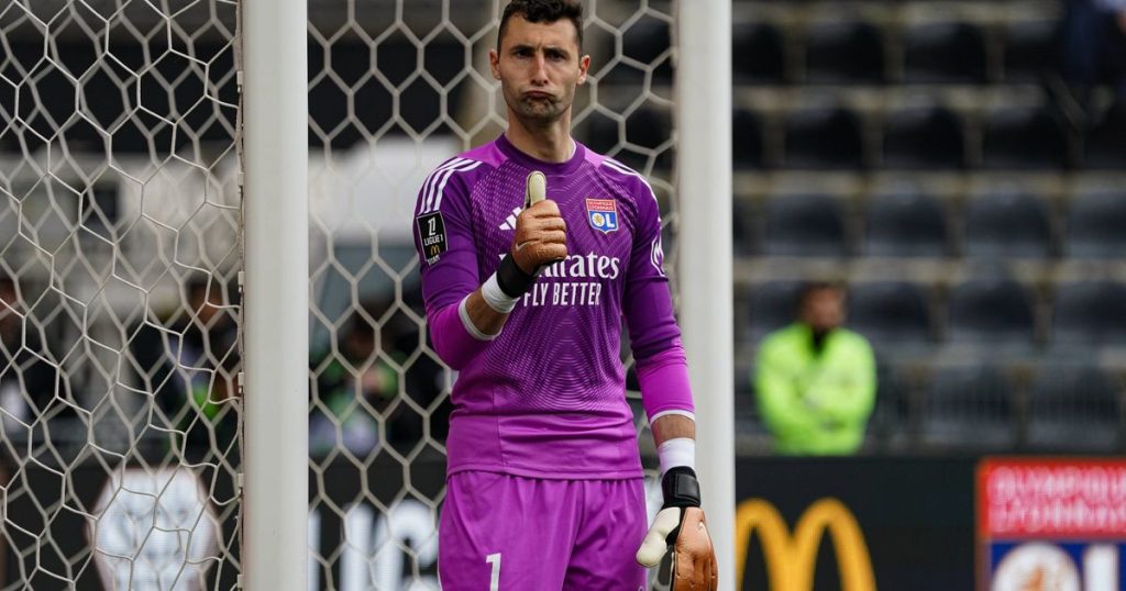 Jucătorul internat: Secretul a fost bine păzit