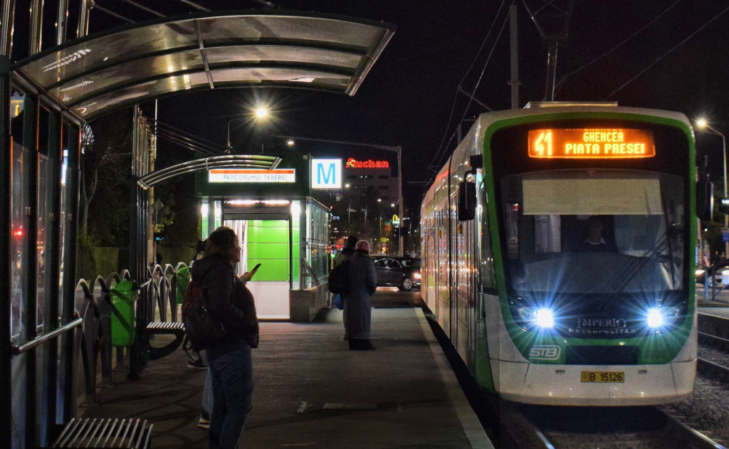 București: STB circulă noaptea de Paște cu 25 de linii pentru a oferi transport