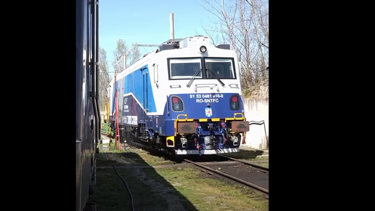 CFR, modernizare spectaculoasă: 19 locomotive puternice, refăcute, revin pe șine