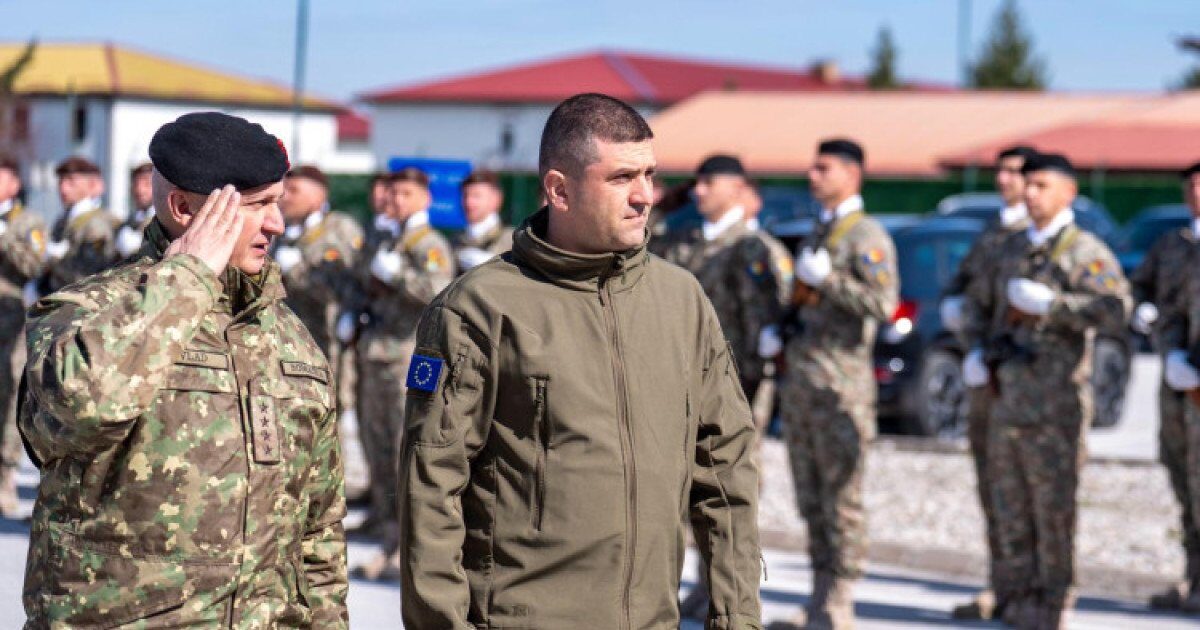 Armata Română, vizită la Sarajevo: Militarii speră la pace în Bosnia