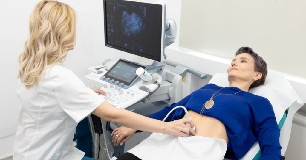 Cum REVOLUȚIONEAZĂ terapia hormonală viața femeilor: „Cheia longevității”