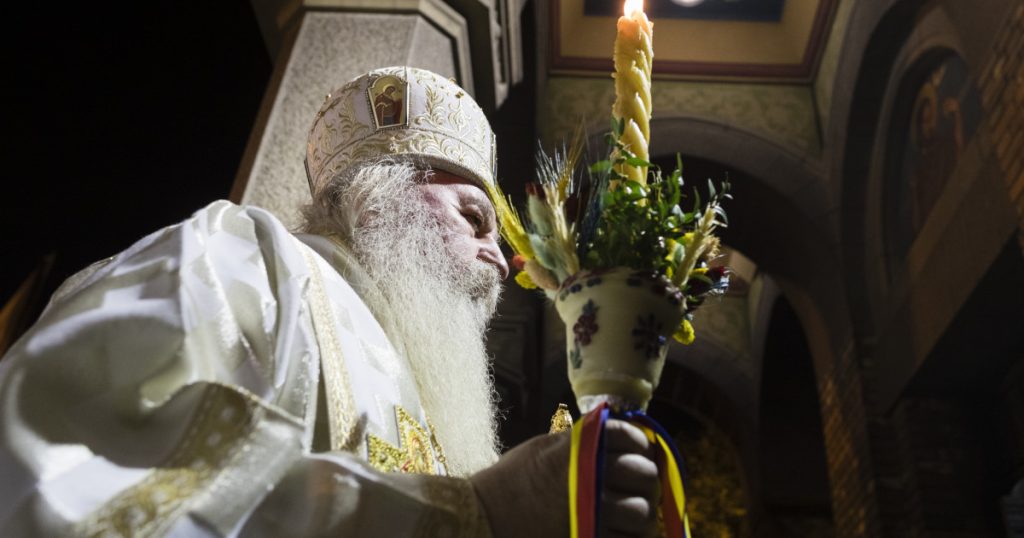 Lumina Sfântă: Ce înseamnă și ce faci dacă se stinge în drumul spre casă