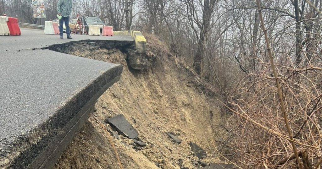 Blocaj RUTIER: Drum închis de 3 luni între Câmpina și DN1. Localnicii, OCOLURI zilnice