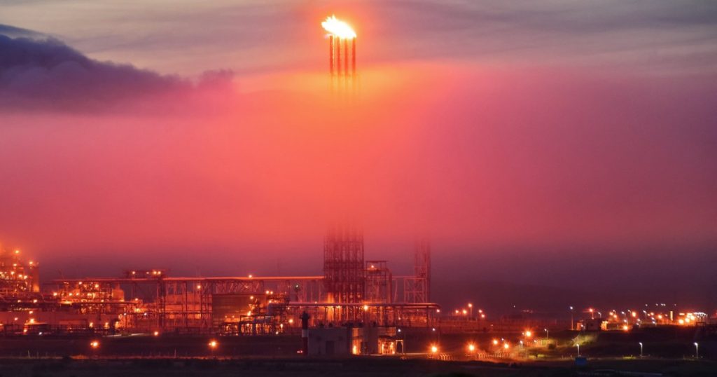 De ce e posibilă criza gazelor în Europa, chiar fără penurie?