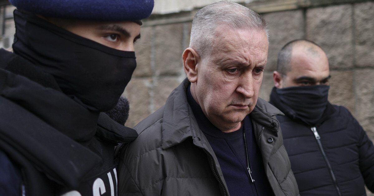 Jurnalistă Digi24 bruscată de șeful ARR, prins cu mită. Cristian Anton rămâne în arest