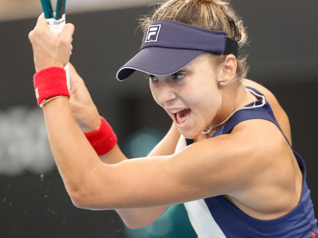 Jacqueline cristian joacă acum la linz, pe dgs 3, sorana cîrstea intră de la 15:30 (dgs 4)