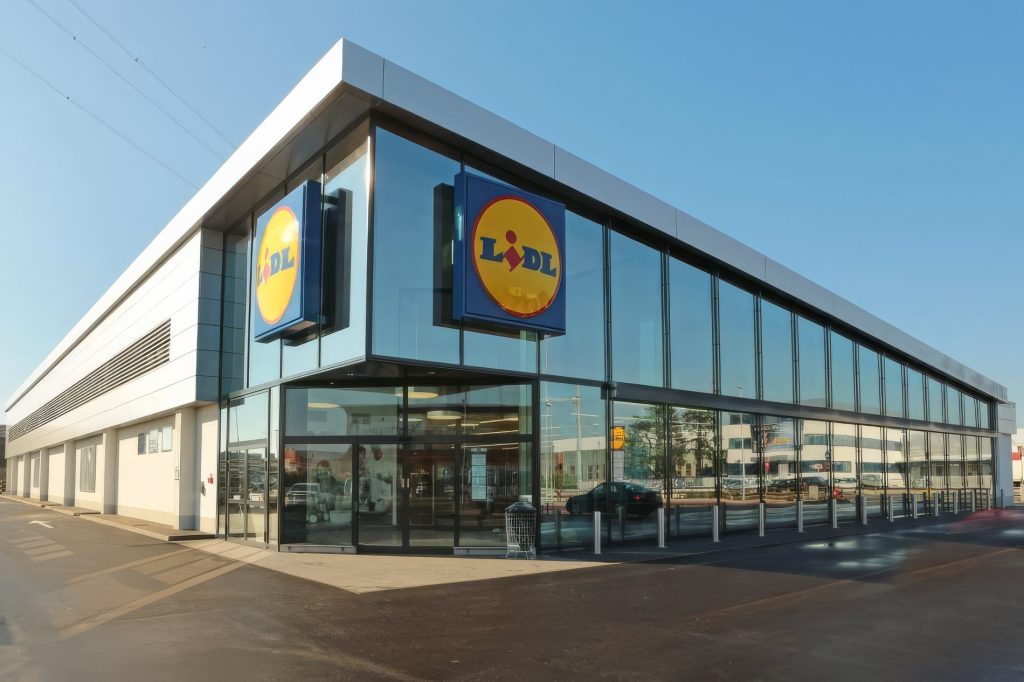 Lidl Plus te răsplătește: 50 de lei înapoi la cumpărături