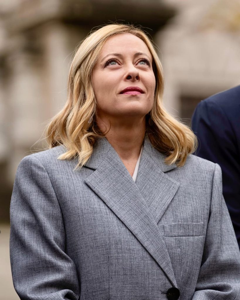 Italia lui Giorgia Meloni trimite nave în Golf