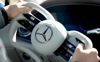 Direcție șoc: Mașina fără coloană cu un volan controversat