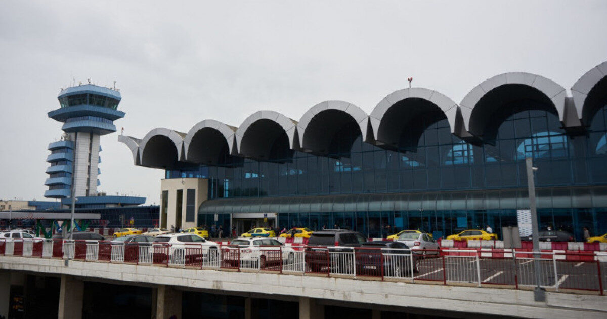 Otopeni: Aeroportul intră în era energiei verzi. Parcul fotovoltaic, aproape de implementare