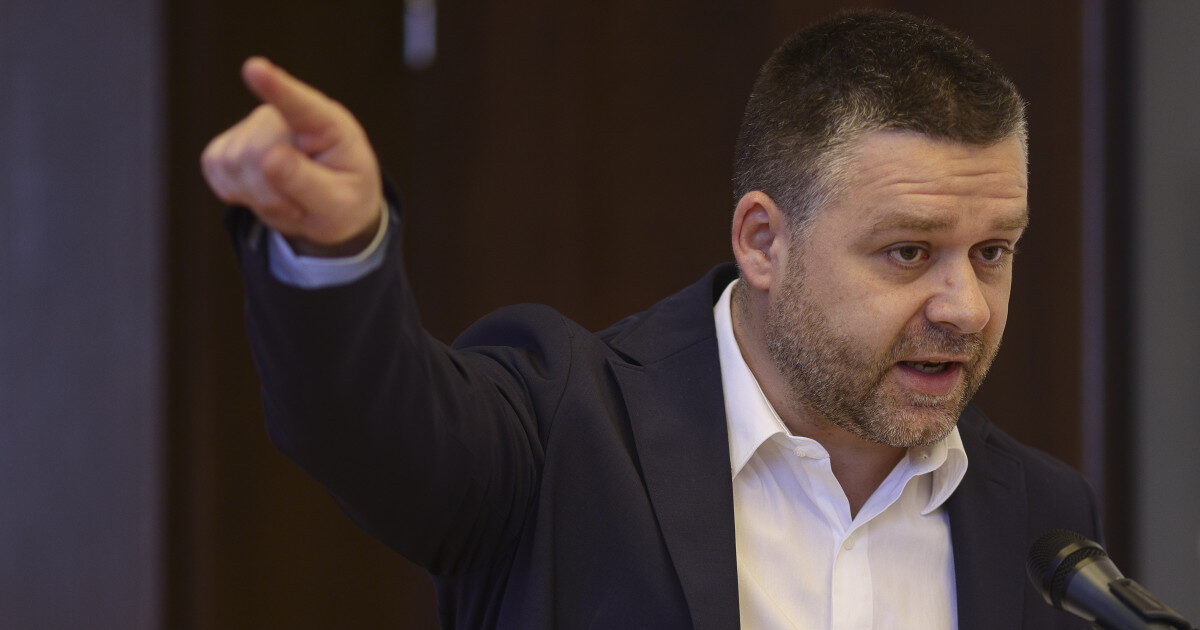 Ciucu, ATAC DUR la Nicușor Dan: „Pune-i MINȚILE în cap lui Grindeanu!”