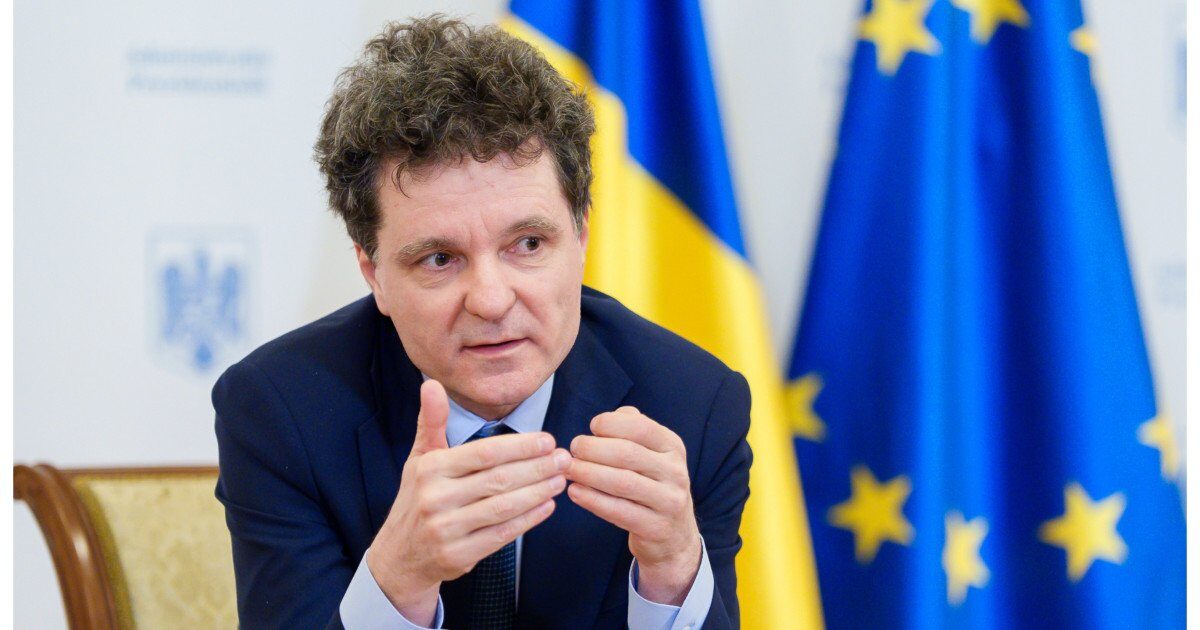 București – Primarul Capitalei, Nicușor Dan, s-a întâlnit luni cu premierul ILIE BOLOJAN și cu mai mulți miniștri și reprezentanți ai companiilor petroliere la Palatul Cotroceni, pe fondul temerilor legate de o posibilă criză a carburanților