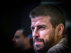 Pique, scandal major în Spania: Meci nebun pentru echipa sa, un „jaf” istoric