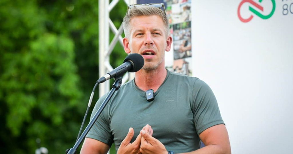 Ungaria lui Viktor Orban, singură în NATO: Taie armata, în timp ce alții investesc