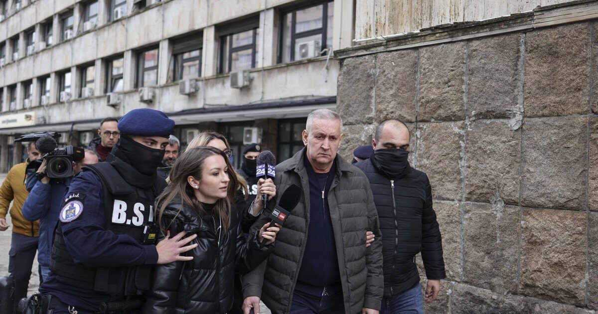 Șeful ARR, Cristian Anton, în arest: Ce rol avea în schema de fraudare a examenelor?