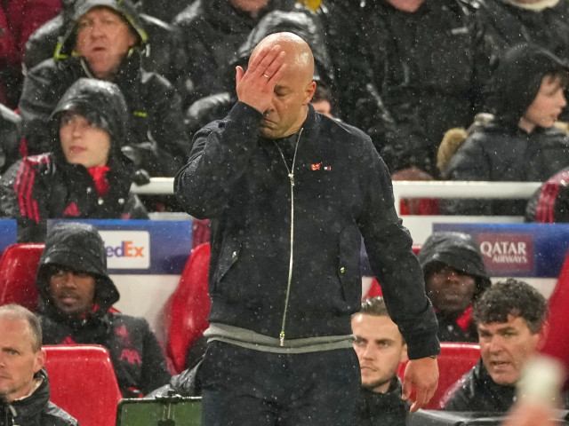 Englezii cer demisia lui Arne Slot, după Liverpool – PSG 0-2: „Îngrozitor”!