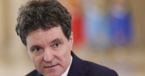 Președintele cere publicarea contractelor Pfizer: „E și vina autorităților”