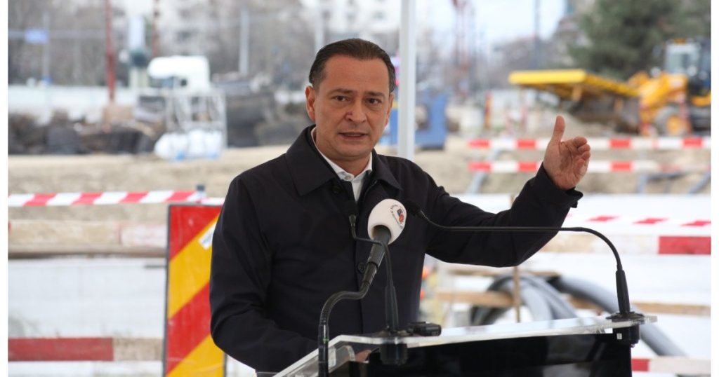 Primarul sectorului 4, Daniel Băluță, a anunțat că va construi un parc dedicat fostului președinte american Donald Trump, cu ocazia aniversării a 250 de ani de la semnarea Declarației de Independență a Statelor Unite