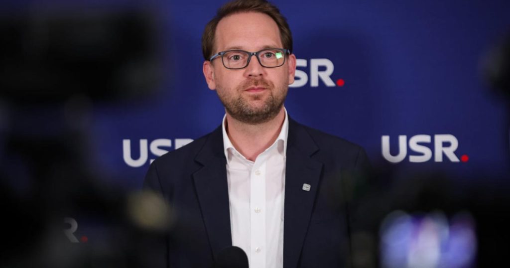 Fritz, despre guvernarea minoritară: „Nu ne bazăm pe voturile extremiștilor”