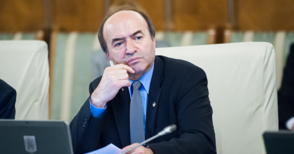 Toader, despre PSD: Guvernarea nu se rupe, ci se „reconfigurează”