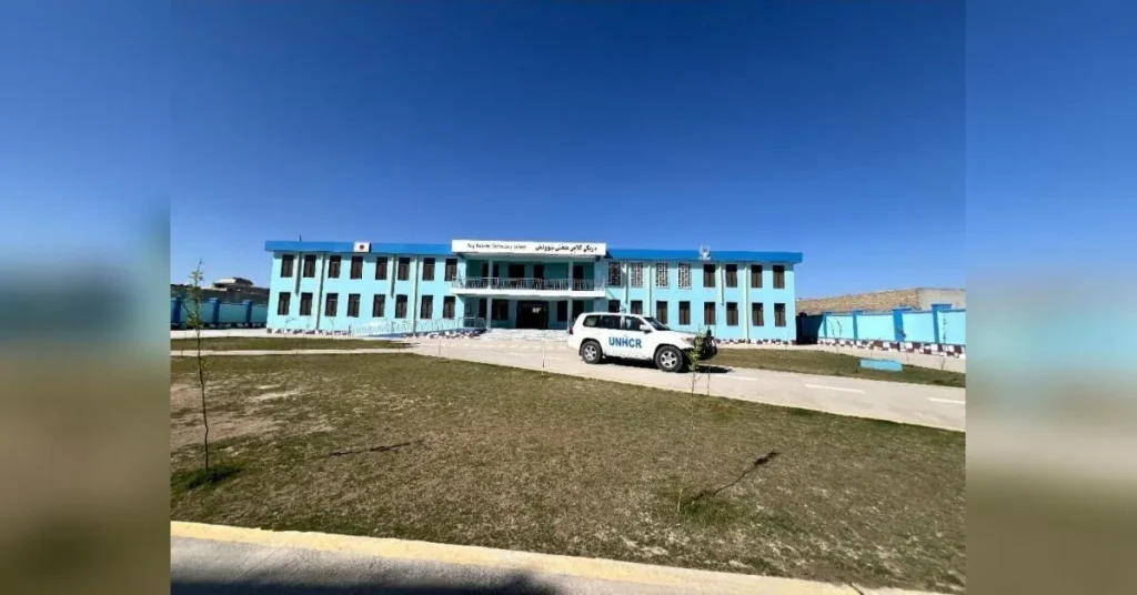 În Kandahar, Afganistan, ONU a inaugurat șase școli noi, finanțate cu sprijinul Înaltului Comisariat al Națiunilor Unite pentru Refugiați (UNHCR)