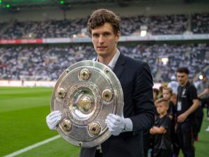 Stuttgart – Dortmund, egal spectaculos în Bundesliga, Freiburg – Bayern, nebunie totală