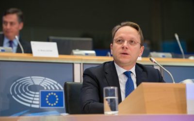După Orban, Bruxelles închide ancheta de spionaj a comisarului Varhelyi
