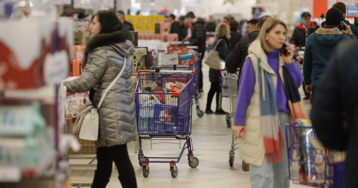 Magazine închise de Paște 2026: Doar un supermarket deschis pe 12 aprilie