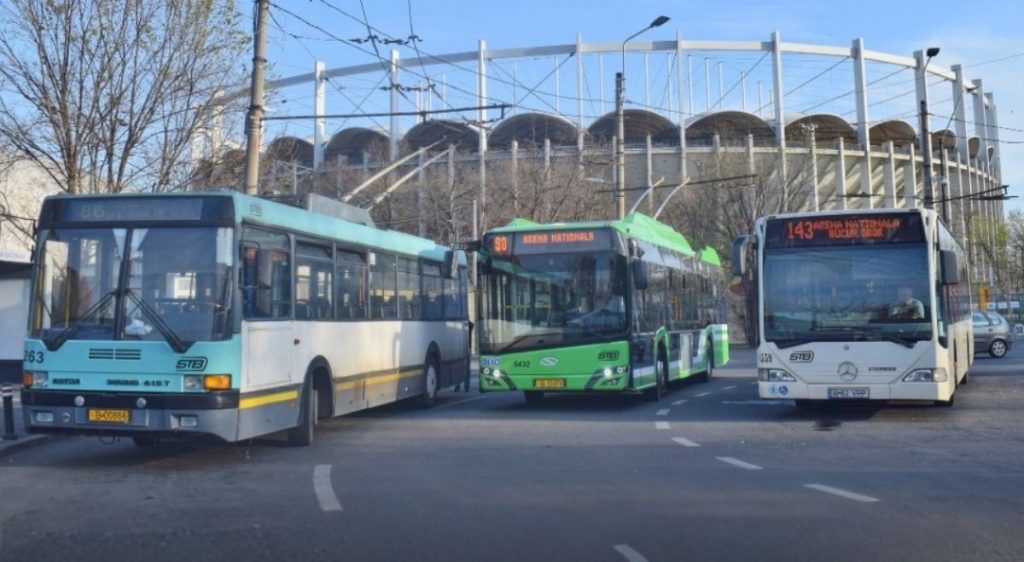 Criza financiară adâncește problemele Societății de Transport București: concedieri masive anunțate Societatea de Transport București (STB) se confruntă cu o criză financiară majoră, acumulând datorii de aproape 30 de milioane de euro către furnizori, conform informațiilor obținute de Buletin de București