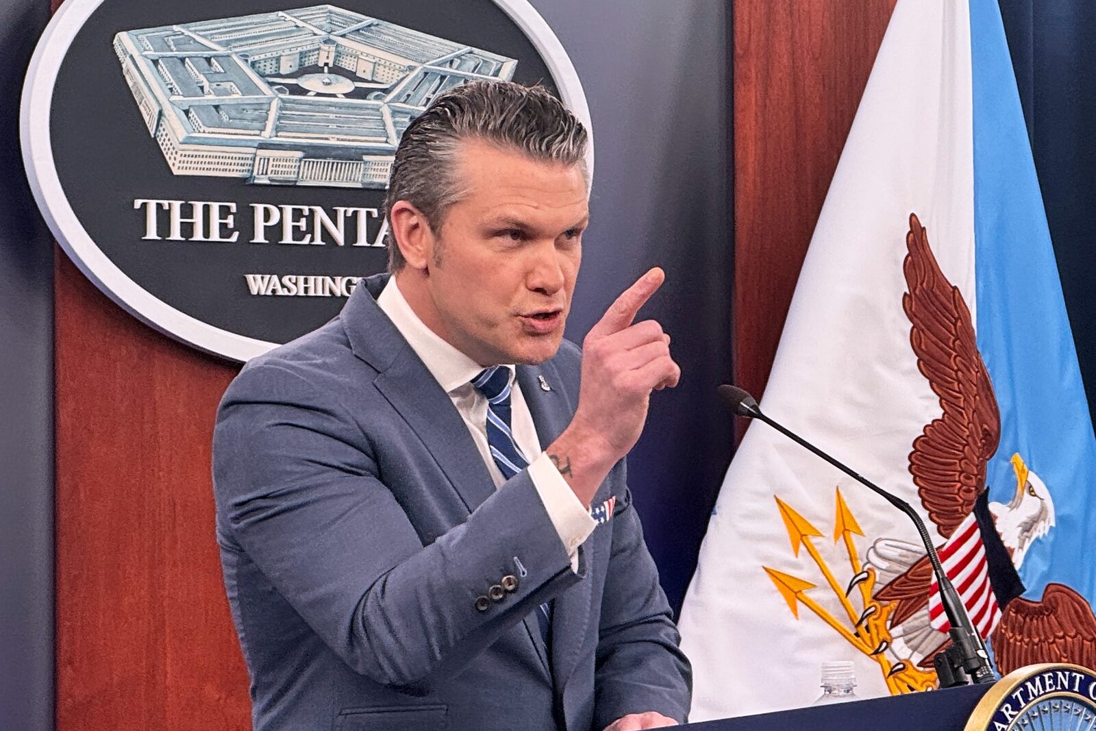 Pentagonul cere accelerarea producției de armament, stocuri critice pe terminate