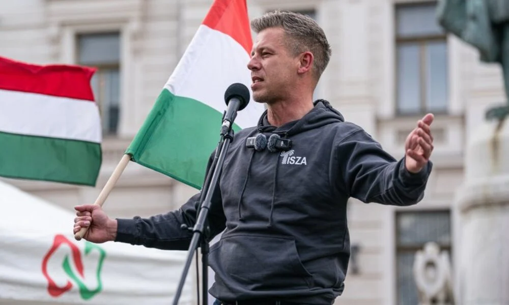 Magyar lovește Constituția: Vrea limite de mandate pentru premier