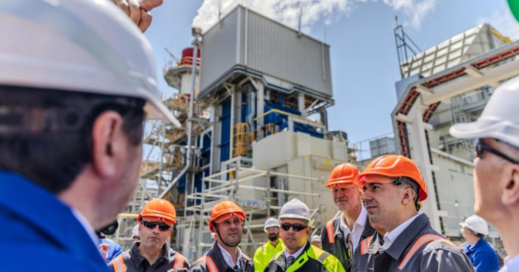 Petromidia a reluat producția la capacitate maximă, anunță Ministrul Energiei Rafinăria Petromidia, operată de Rompetrol, și-a reluat activitatea și funcționează la capacitate maximă, conform unei postări pe Facebook a Ministrului Energiei, Bogdan IVAN