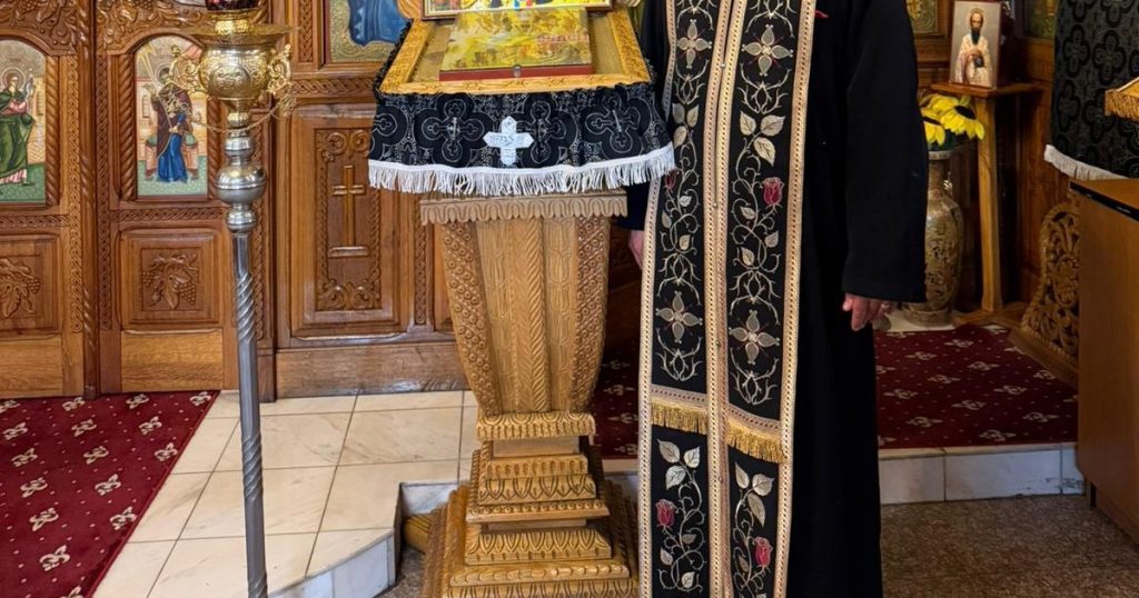 Preotul la patul bolnavilor de Paște: „Gărzi, ca medicii, tot nu ar ajunge”