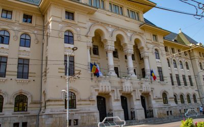 Panourile anti-cezariană, date jos din București: Reacția Primarului Capitalei