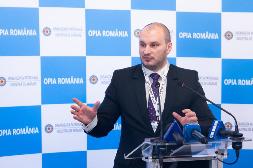 Reprezentanții industriei naționale de apărare solicită urgent un proiect amplu de relansare și dezvoltare a capacităților de producție, cu scopul de a consolida securitatea și suveranitatea României