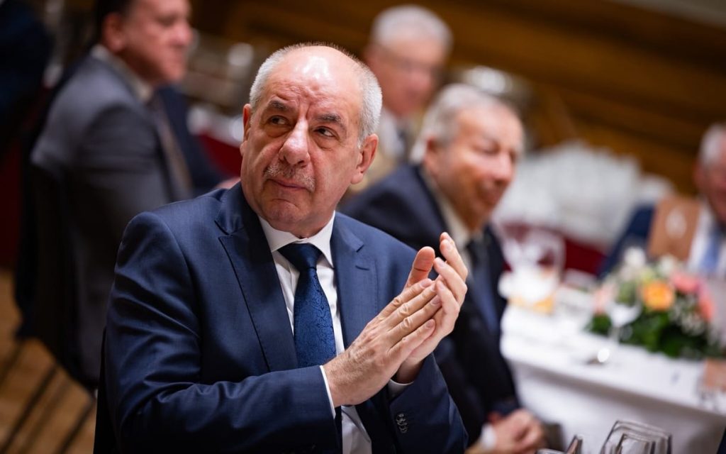 Reacție dură: Biroul lui Sulyok Tamas, după apelul lui Magyar Peter la demisie