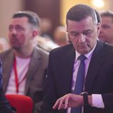 Grindeanu, mesaj bombă: PSD ar putea vota moțiunea AUR ca să-l vadă pe Bolojan plecând