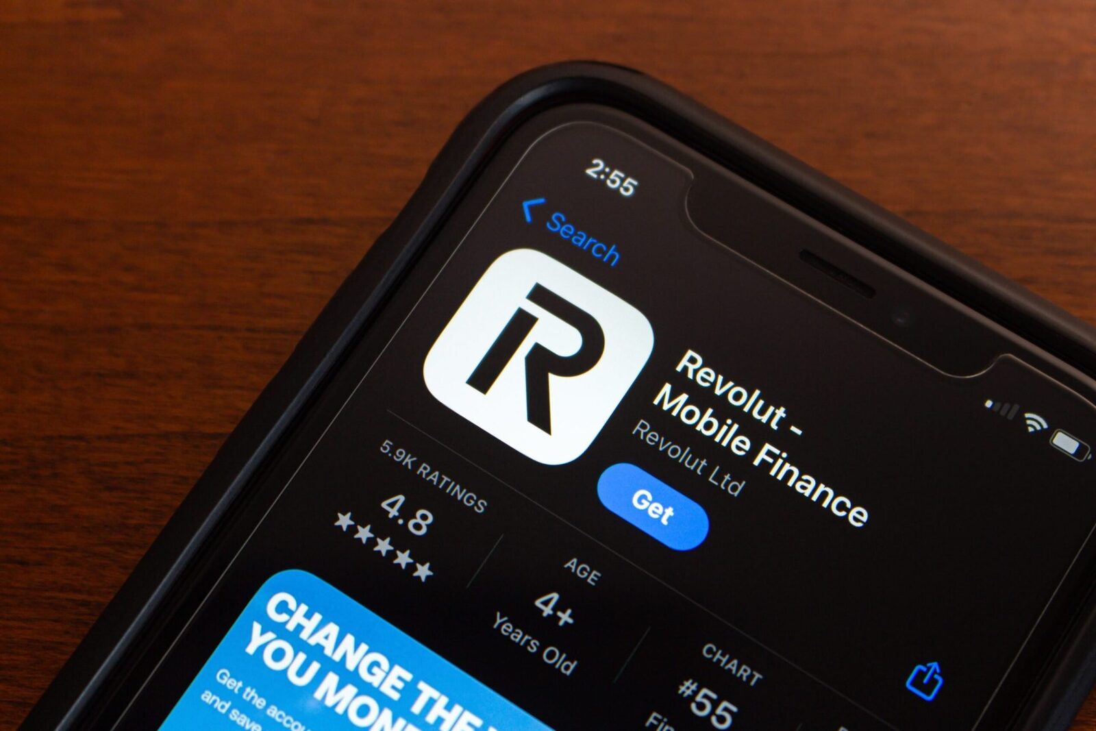 Revolut, amendată usturător în Italia: Clienții, înșelați