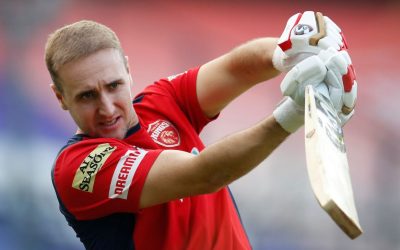 Început de meci tensionat în IPL: Lucknow Super Giants alege să joace la bowling împotriva Sunrisers Hyderabad Hyderabad, India – Meciul dintre Lucknow Super Giants (LSG) și Sunrisers Hyderabad (SRH) a debutat cu o decizie tactică importantă: căpitanul LSG, Rishabh Pant, a câștigat tragerea la sorți și a ales să joace la bowling