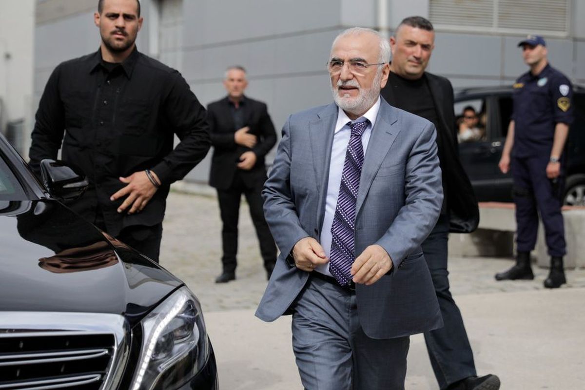 Savvidis, generos cu Lucescu: 8 milioane de euro pentru dorințele antrenorului