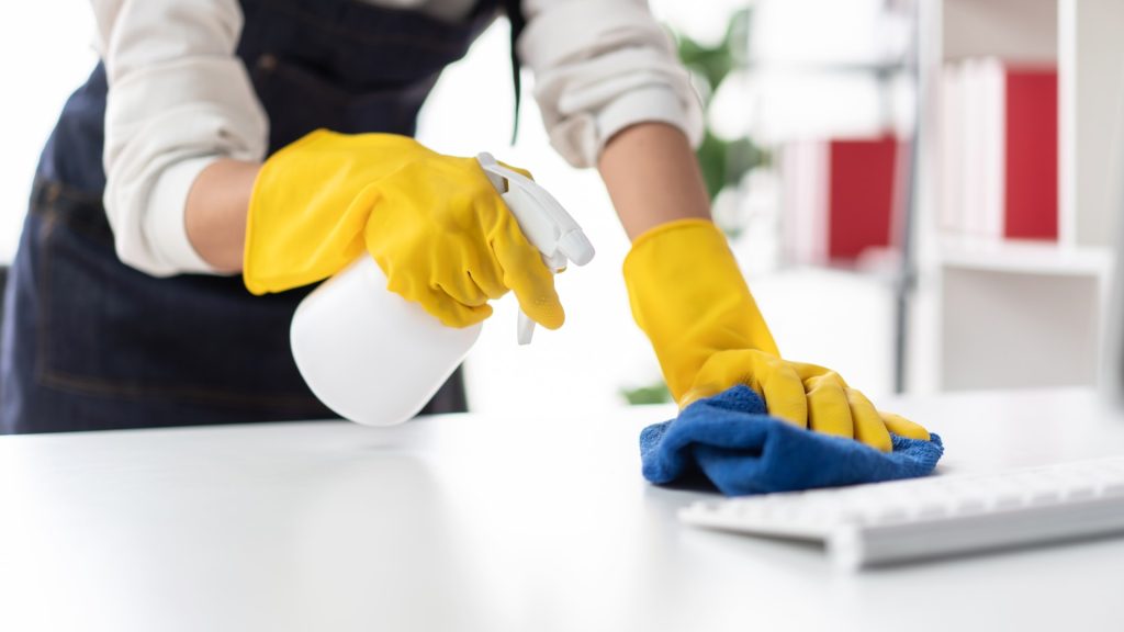 România: Cererea de servicii de curățenie a explodat cu 57%