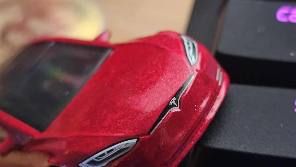 # Probleme cu camera de marșarier la Tesla: De ce se blochează și ce poți face Problemele cu camera de marșarier la automobilele TESLA sunt o realitate pentru mulți proprietari