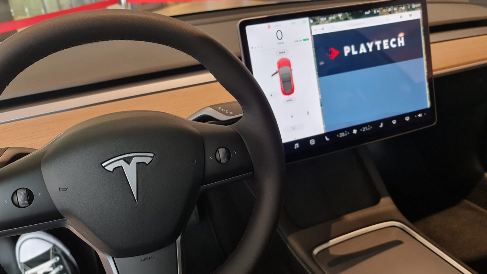 Tesla și capcana încrederii în sistemele de asistență: un expert avertizează Un accident petrecut cu o mașină Tesla, cu sistemul Full Self-Driving (FSD) activat, a scos la iveală o problemă mai profundă decât defecțiunile tehnice