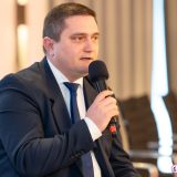 USR vrea digitalizarea totală a statului, Rus: Nu e de-ajuns să știm cine intră