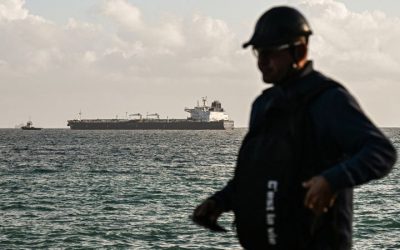 Ucraina lovește rafinării rusești, la scurt timp după decizia SUA privind petrolul