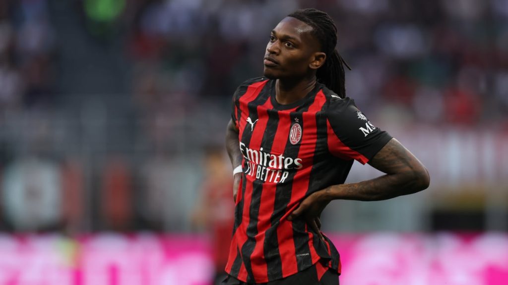 Vrei Verona – AC Milan? Vezi Serie A gratis: Uite cum!