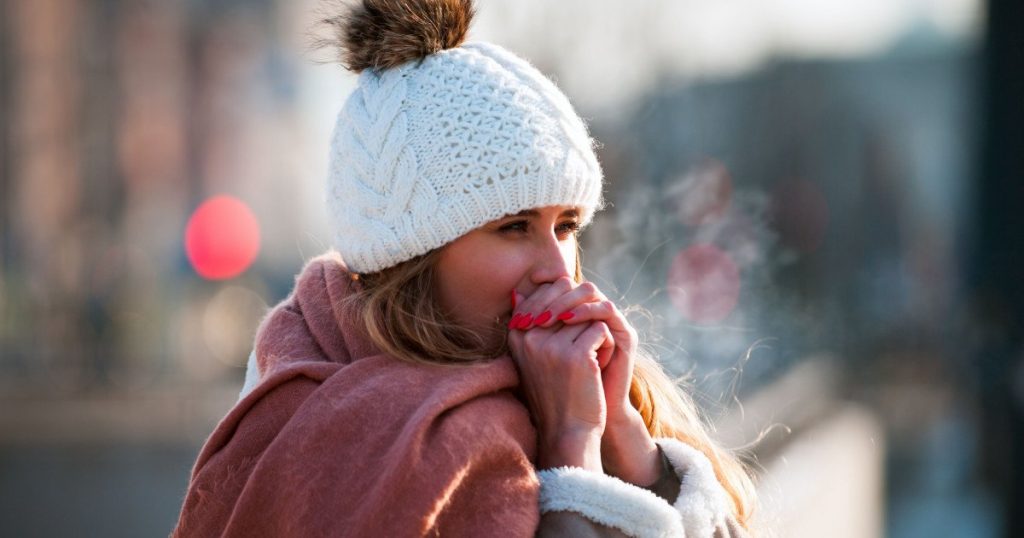 Vreme de iarnă în aprilie: lapoviță, ninsoare și temperaturi scăzute în toată țara România se pregătește pentru o răcire bruscă a vremii, cu temperaturi mult sub cele normale pentru această perioadă